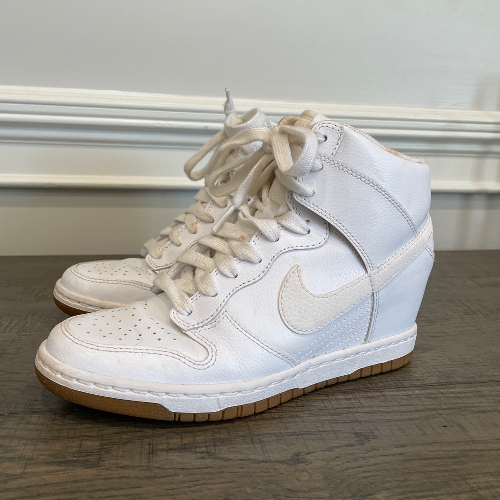 Nike women’s Sky Hi hidden wedge dunk size 6.5
